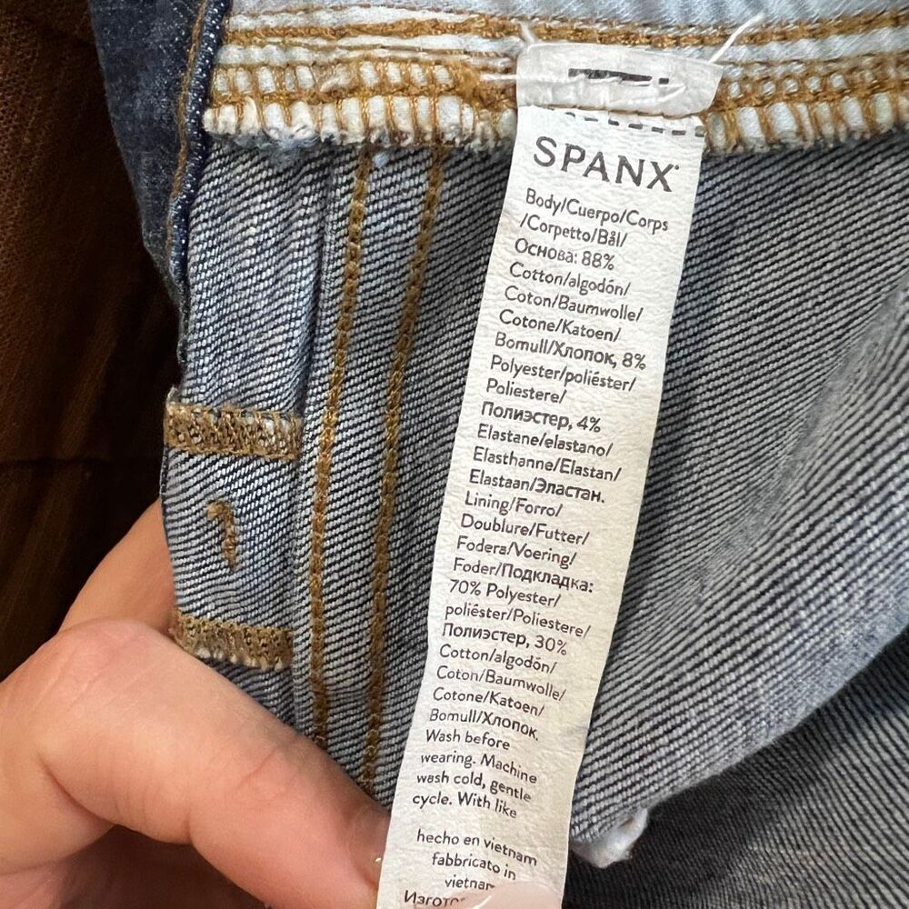 SPANX High Rise Cropped Wide Leg Jeans Medium Wash Size Large - Picture 10 of 11